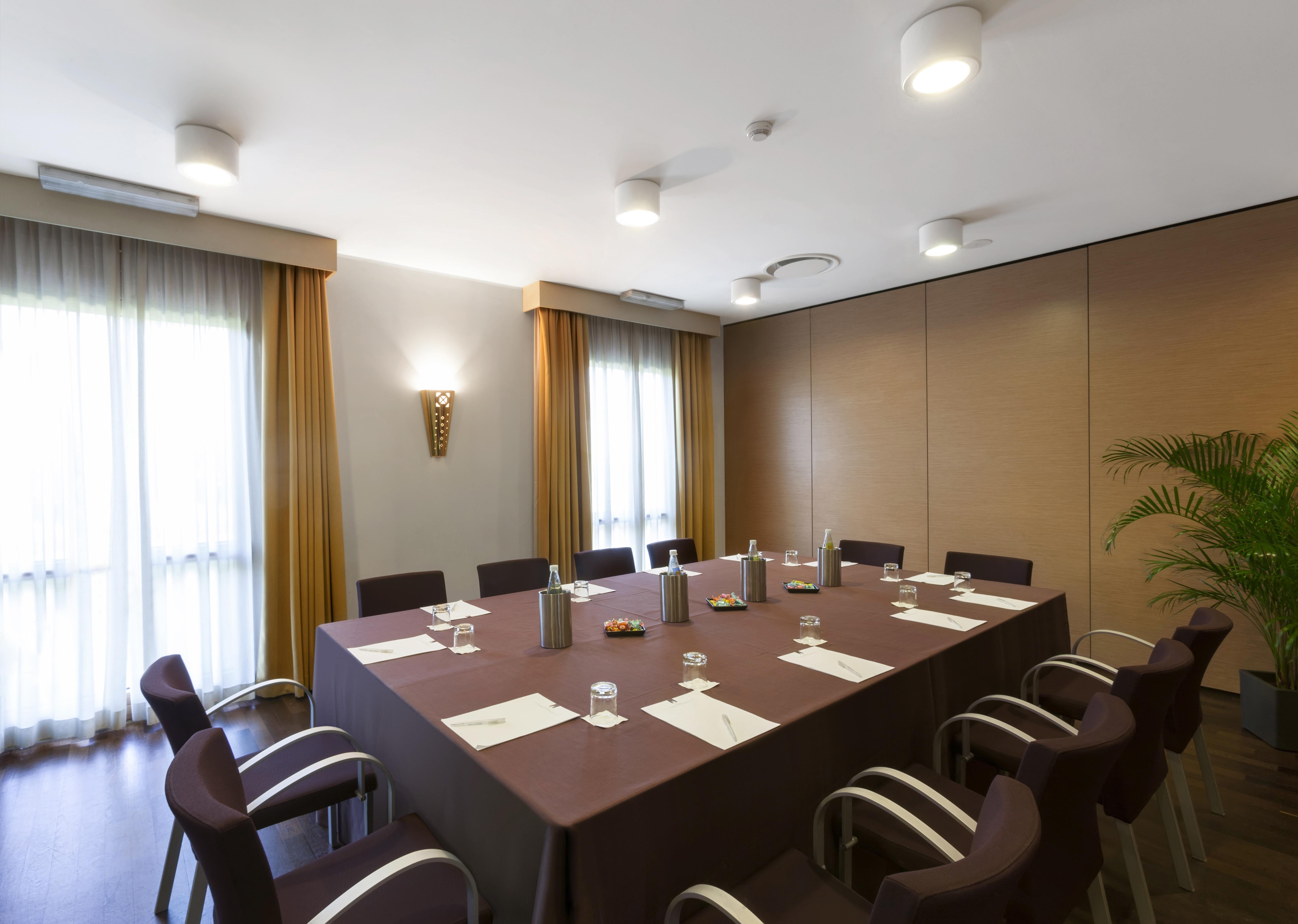 Litta Palace Milano Lainate Extérieur photo